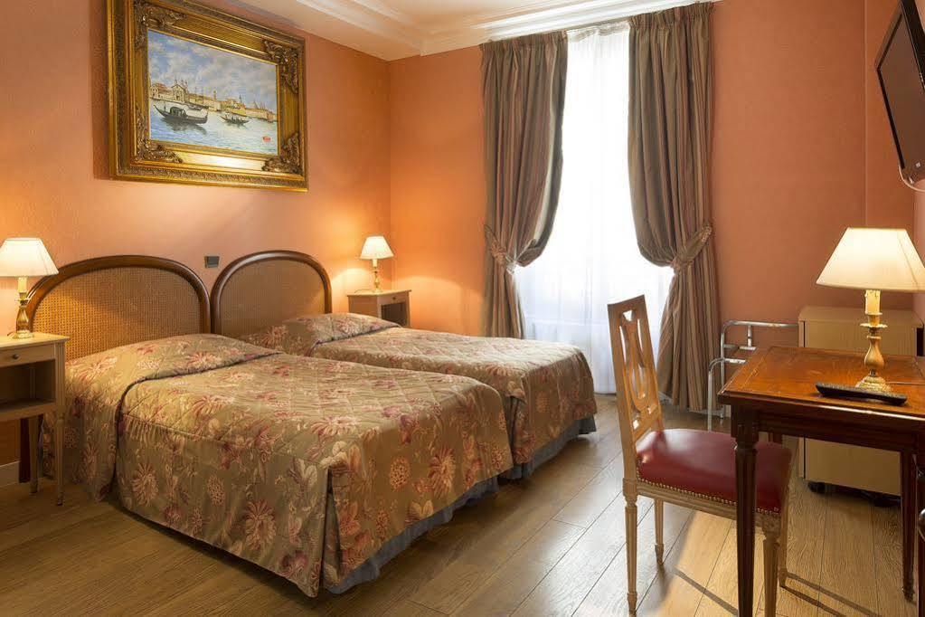 פריז Hotel Bienvenue מראה חיצוני תמונה